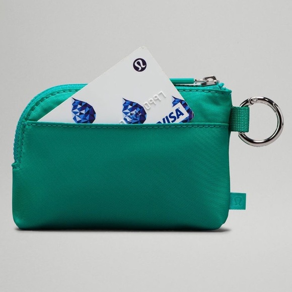 ❤️ Lululemon Clippable Card Pouch NWT - Picture 10 of 13